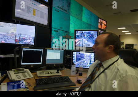 Interno del traffico di Londra Centro di Controllo, LTCC. Capitale della congestione del traffico è monitorata e controllata da qui Foto Stock