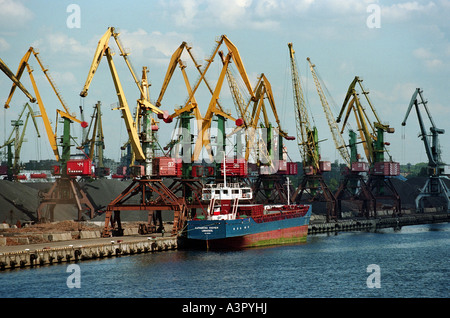 Nave cargo Katharina Siemer nel Coal Harbour, Kaliningrad, Russia Foto Stock