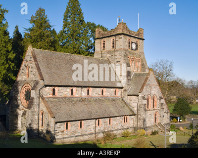 St Mary's Chiesa Parrocchiale 1873 nel villaggio di Conwy Valley nel Parco Nazionale di Snowdonia Betws-y-Coed Conwy North Wales UK Gran Bretagna Foto Stock