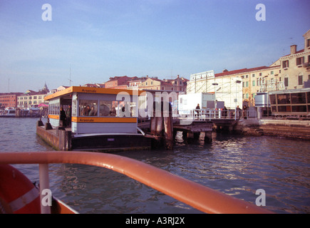 Arsenale fermata dei vaporetti di Venezia Foto Stock