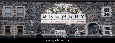 Canada Nova Scotia Halifax Alexander Keith s Brewery trompe l oeil murale sulla facciata di edificio Foto Stock