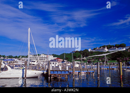 FORT MACKINAC si affaccia sulla Marina sull isola di Mackinac Michigan Foto Stock