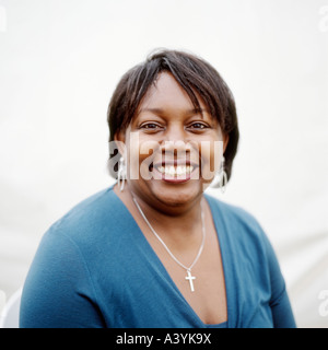 Donna britannica scrittrice femminile Malorie Blackman ritratto al Hay Festival Hay-on-Wye Wales UK Gran Bretagna KATHY DEWITT Foto Stock