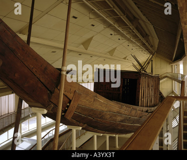 Viaggio / geografia, traffico / trasporto, navigazione, mondo antico, Egitto, barque reale del faraone Khufu per il trasferimento del suo cadavere alla sua ultima casa, circa 2575 - 2465 AC, Solar Boat Museum, Giza, Giza, storico, storico, Africa, Vecchio Regno, 4th dinastia, 26th / 25th secolo AC, barques, barche, nave, navi, rituale, sepoltura, mondo antico, Foto Stock