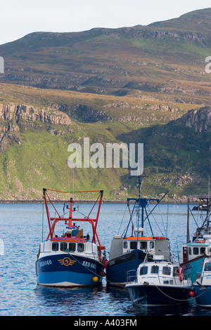 Barche da pesca prevista fino al porto di La capitale dell'isola di Syke, Scozia Foto Stock