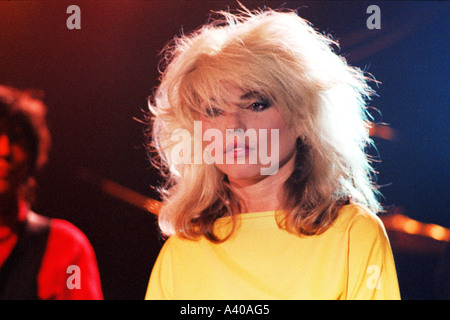 Debbie Harry del gruppo pop Blondie eseguendo questa immagine per0123 Foto Stock