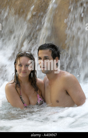 Matura in Dunns River Falls Ocho Rios Giamaica Foto Stock