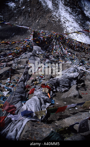 Bandiere di preghiera, Monte Kailash, Tibet occidentale, Asia Foto Stock