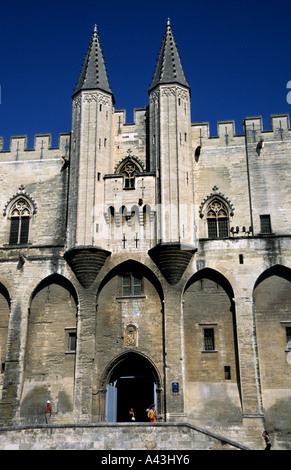 Avignon Palazzo Papale del Palais des Papes francese Francia Provenza Foto Stock