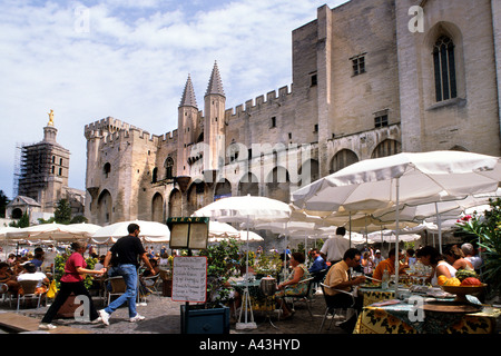 Avignon Palazzo Papale del Palais des Papes francese Francia Provenza Foto Stock