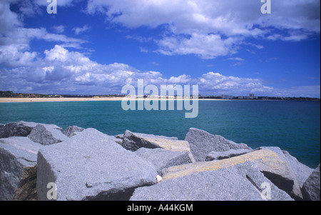 Alvor beach da ingresso di Ria de Alvor, Alvor, Algarve, PORTOGALLO Foto Stock