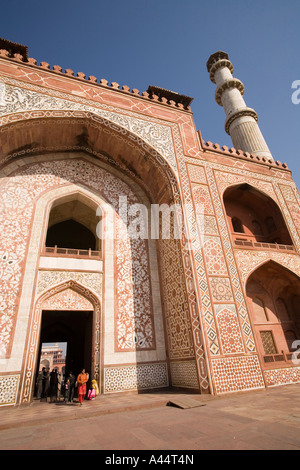 India Uttar Pradesh Agra Akbars Mausoleo cancello di ingresso Foto Stock