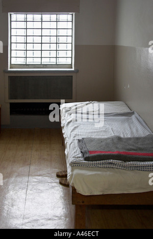 Una cella di prigione nel carcere di Hohenschoenhausen, Berlino, Germania Foto Stock