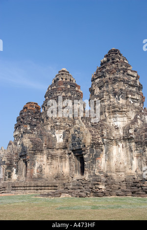 Phra Prang Sam Yod Lopburi pianure centrali della Thailandia Foto Stock