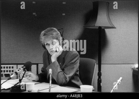 Sue MacGregor presentando BBC Radio 4 programma di oggi alla BBC Portland place london Foto Stock