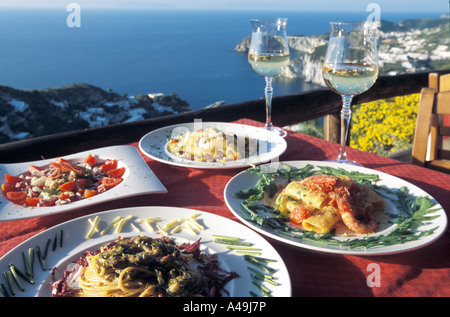 Terrazza Il Tramonto ristorante Isola di Ponza Lazio Italia Foto Stock