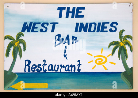 Caraibi St Vincent e Grenadine Union Island Clifton West Indies Bar e Ristorante segno. Foto Stock