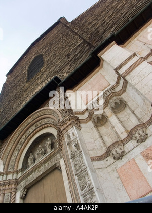 La parte anteriore di Bologna il Duomo di San Petronio Bologna Emilia Romagna Italia Foto Stock