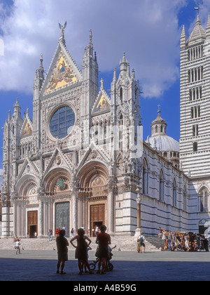 Siena, Toscana, Italia. Cattedrale di Siena (1196-1215) Foto Stock