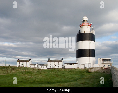 Vista orizzontale di Hook Head Lighthouse nella Contea di Wexford in Irlanda Foto Stock