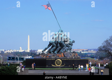 Stati Uniti d'America Arlington Virginia va vista di Washington DC e gli Stati Uniti Marine Corps War Memorial Foto Stock