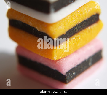 Una pila di liquirizia Allsorts Foto Stock