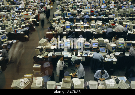 BARCLAYS DE ZOETE dealing room. Città di Londra. 17 Ott 1987 Foto Stock