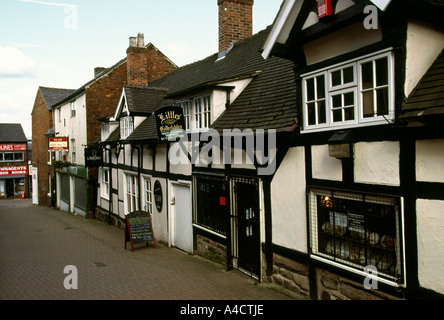 Cheshire Congleton piccola strada bassa eaved negozi Foto Stock