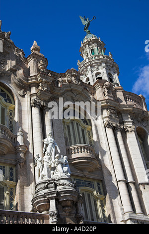 La facciata del Gran Teatro de la Habana, il Grand Theatre, Parque Central, Havana, Cuba Foto Stock