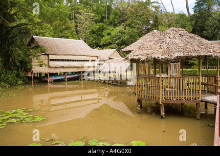 Malaysia Borneo Sabah Kota Kinabalu, Sabah Museo di Stato abitazioni etnica Foto Stock