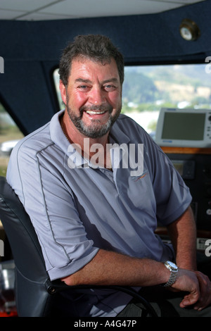 John Bennett che skipper il peschereccio San aspiranti che ha catturato il più grande mai colossale di calamari Foto Stock