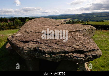 Arthurs pietra una sepoltura camera situato su una collina vicino Dorstone Golden Valley Herefordshire England Regno Unito Foto Stock