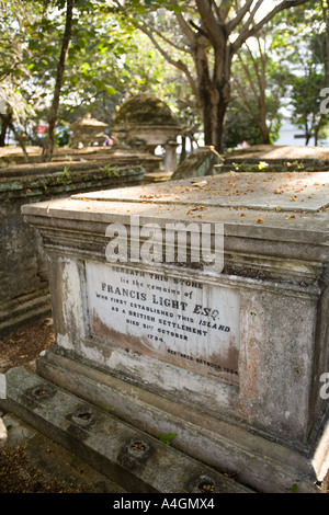 Malaysia Kedah Penang Georgetown cimitero coloniale la tomba di Francesco Fondatore di luce di Penang Foto Stock