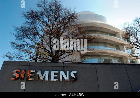 La sede centrale della società di tecnologia Siemens a Monaco di Baviera, Germania. Foto Stock