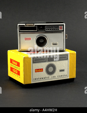 Kodak Instamatic fotocamera 100 1963 soltanto per scopi editoriali Foto Stock