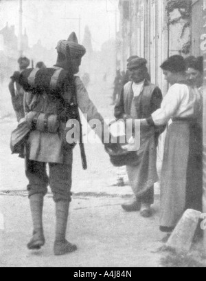 Un soldato da l'esercito indiano britannico, Francia, c1915. Artista: sconosciuto Foto Stock