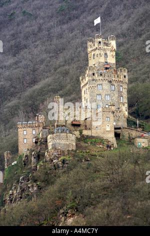 Esterno del Burg castello Sooneck lungo il fiume Reno in Germania Assia della provincia. Foto Stock