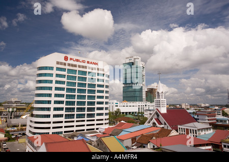 Malaysia Sarawak Sibu business district dalla Tua Pek Kong Temple pagoda Foto Stock