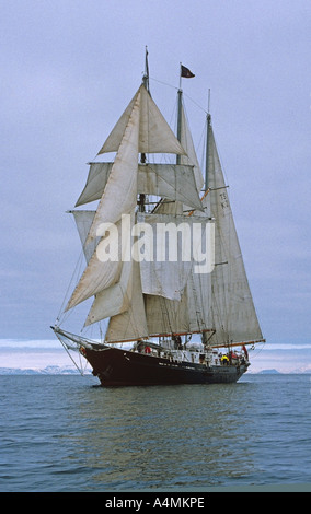 I tre-masted goletta, Malcolm Miller, barca a vela al largo di Spitzbergen Foto Stock