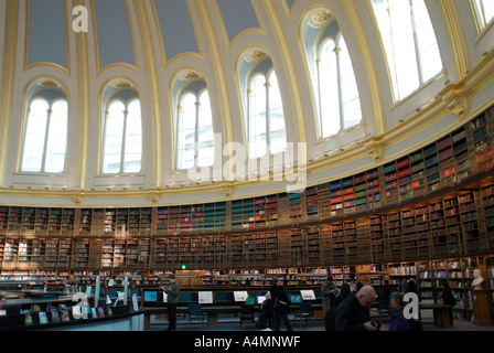 Sala lettura Biblioteca Museo Britannico Foto Stock
