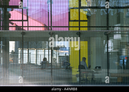 Sarà Alsop Jan Stormer Peckham Biblioteca Pubblica Southwark London REGNO UNITO Foto Stock