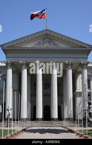 Cileno battenti bandiera su un edificio in Santiago del Cile in Sud America Foto Stock