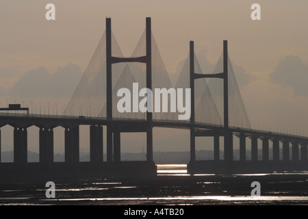 La sospensione centrale span della seconda Severn attraversando ponte fra Inghilterra e Galles attraverso il fiume Severn Foto Stock