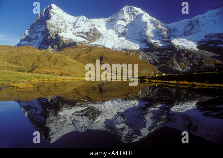 Mtns. Eiger e Moench, alpi Bernesi svizzera Foto Stock