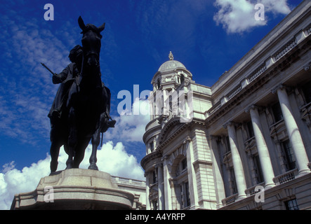 Statua equestre, Sua altezza reale, George Duke of Cambridge, comandante in capo dell'esercito britannico, Londra, Inghilterra, europa Foto Stock