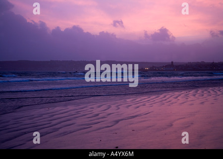 Penzance al tramonto dalla roccia lungo la Cornovaglia Foto Stock