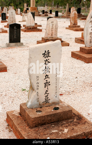 Il cinese e il giapponese tombe nel cimitero per pearl subacquei in Broome Australia Foto Stock
