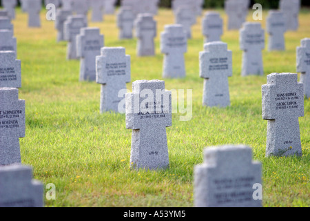 Cimitero militare tedesco Szekesfehervar Ungheria Foto Stock