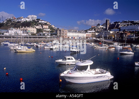 Torquay città di vacanze si trova nel South Hams in Riviera Inglese nel South Devon. XPL 4737-444 Foto Stock