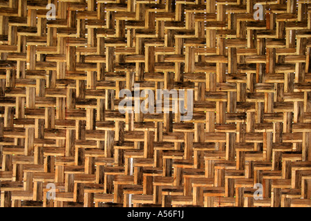 Painet iy8436 thailandia dettaglio tessuto di parete di bamboo hut chiang mai photo 2005 paese nazione in via di sviluppo meno economicamente Foto Stock